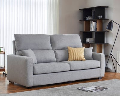 〔吉恩 三人座布沙發〕｜防潑水面料 × 加高靠枕 × 可拆洗布套 – 擇木深耕