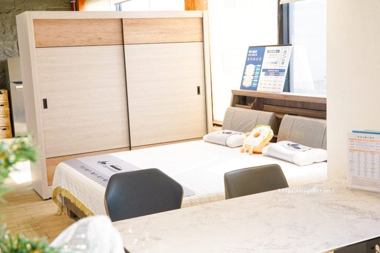 YKS 沙發彰化展場床墊區