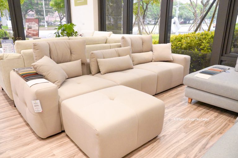 達芙妮L型貓抓布沙發現場展示