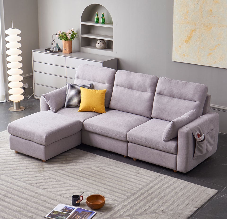 艾麗卡L型布沙發採用柔軟親膚的面料，讓您享受更溫馨放鬆的居家時光