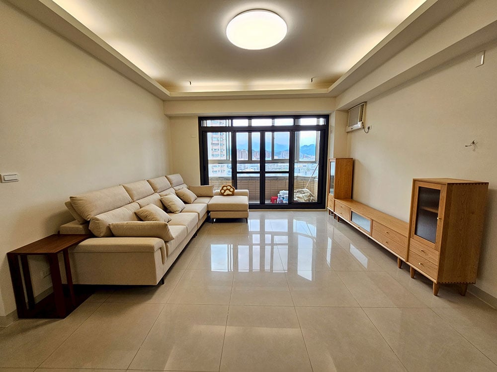 YKS 亞伯特L型貓抓布沙發｜台中北屯實拍沙發側面｜擇木深耕系列熱銷款