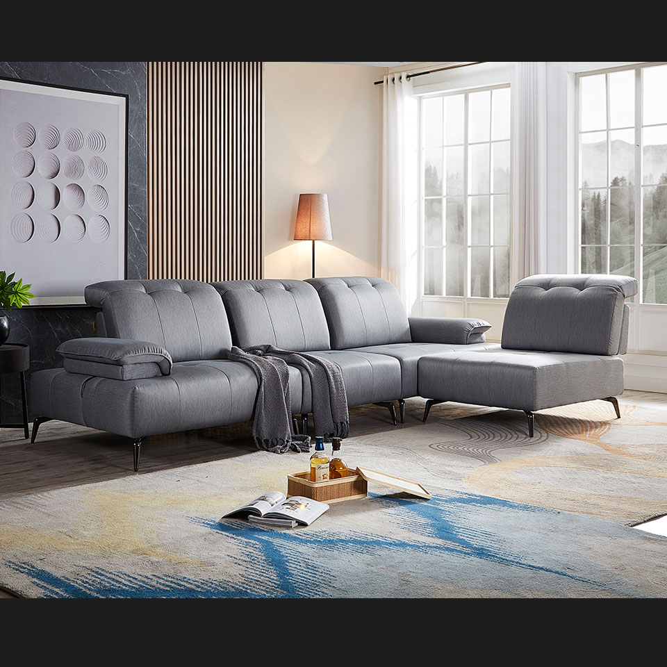 高雅輕奢風兼具多項機能，是現代家庭非常適合的沙發推薦