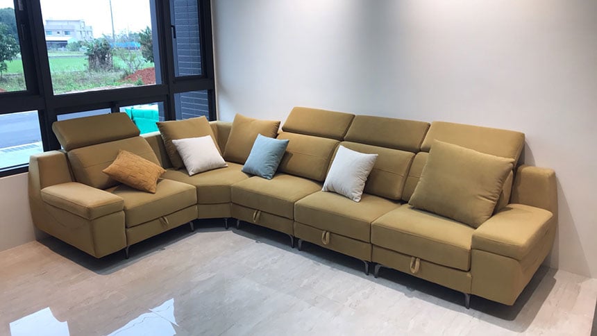 YKS 康拉德L型貓抓布沙發∣台中外埔開箱實拍-3 YKS 康拉德L型貓抓布沙發|台中黃先生姐實拍沙發右側面|擇木深耕系列熱銷款