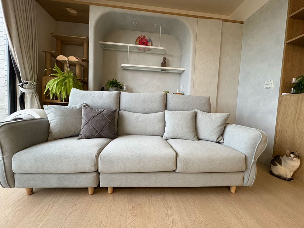 YKS 艾蜜麗 L 型貓抓布沙發∣新竹竹北客人沙發開箱實拍-2 YKS 艾蜜麗 L 型貓抓布沙發|新竹翁小姐開箱實拍沙發與貓咪|擇木深耕系列熱銷款