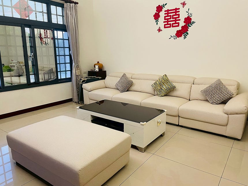 沙發開箱-喬納森L型沙發(客製貓抓皮)