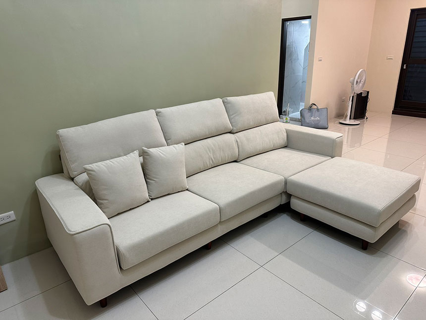 YKS弗洛拉L型貓抓布沙發∣高雄客人開箱實拍-1 YKS 弗洛拉L型貓抓布沙發|高雄傅先生實拍沙發左側面|擇木深耕系列熱銷款