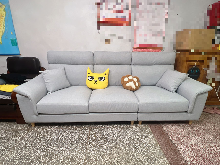 YKS 蕾貝卡一字型涼感布沙發∣竹北客人沙發開箱實拍-1 YKS 蕾貝卡一字型涼感布沙發|新竹新豐客人開箱實拍沙發|擇木深耕系列熱銷款