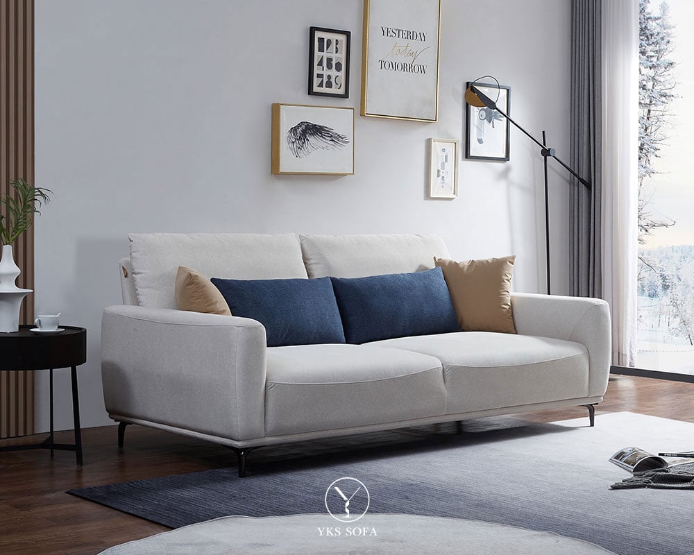 2026 年沙發推薦 TOP9|喬治亞 三人座貓抓布沙發,簡約耐看、久坐不易膩