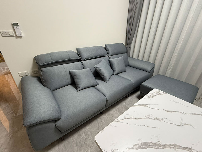 YKS 泰森L型涼感布沙發∣彰化客人沙發開箱實拍-1 YKS 泰森L型涼感布沙發|彰化和美開箱實拍沙發側面|擇木深耕系列熱銷款